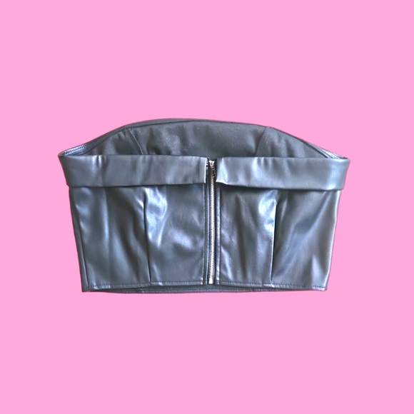 Acoa - Picture 2 of 2